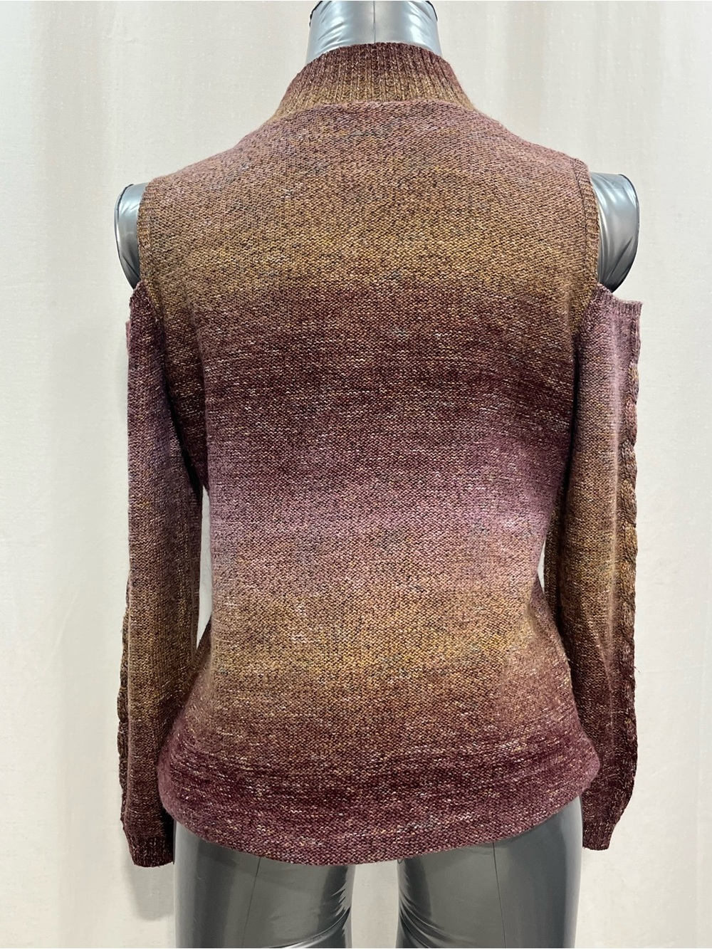 cleo cold, shoulder Mock Neck Sweater in Mauve and Gold-Tone work, Travel 1437 - Picture 3 of 5